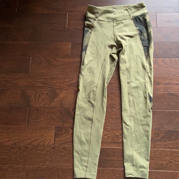 Second Skin Leggings - Picture 1 of 5